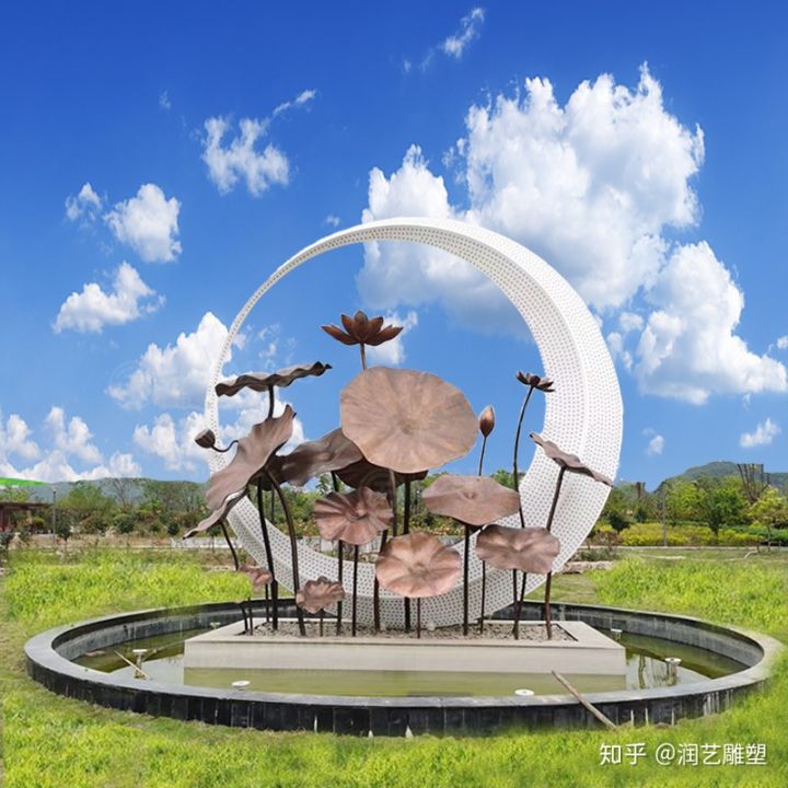 玻璃鋼雕塑設(shè)計(jì)需聚焦?成本控制、耐候性提升、公共安全適配